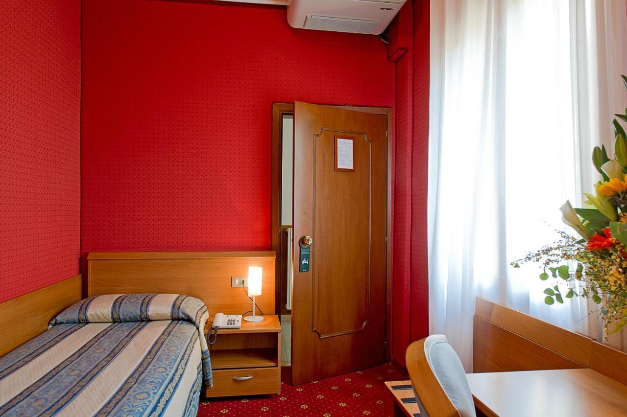 Hotel Nazionale Venice Luaran gambar