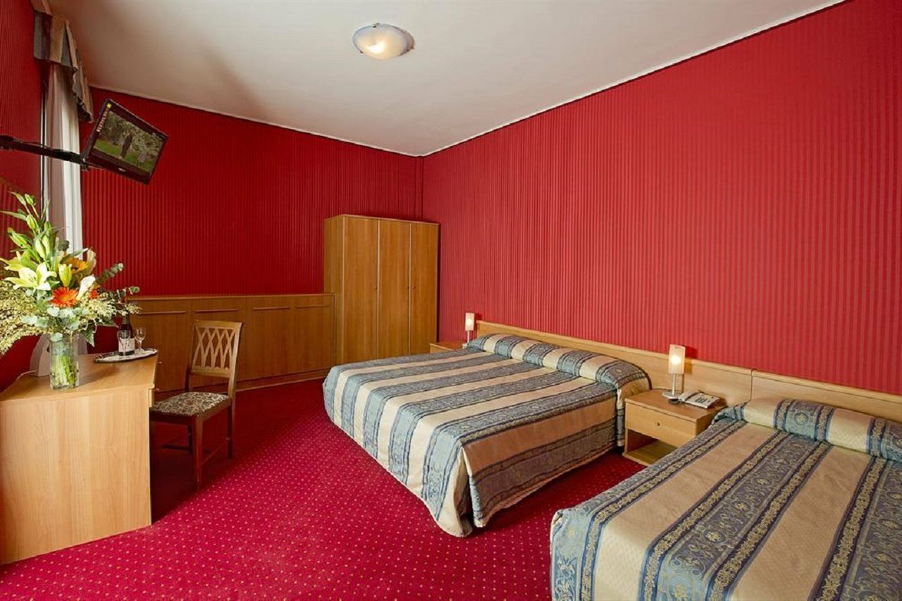 Hotel Nazionale Venice Luaran gambar